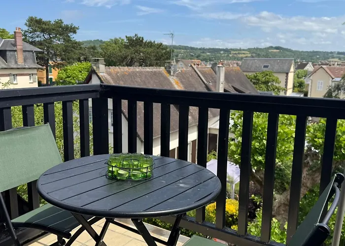 Апартаменты Duplex 2 Pieces Centre-ville Avec Balcon Et Internet Inclus - Fr-1-487-383